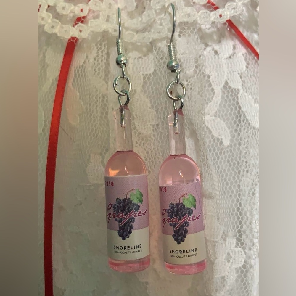 !!Hand Made Wine Bottle Earings!!